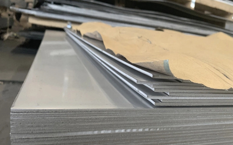 Stainless Medium Thickness Plates 1